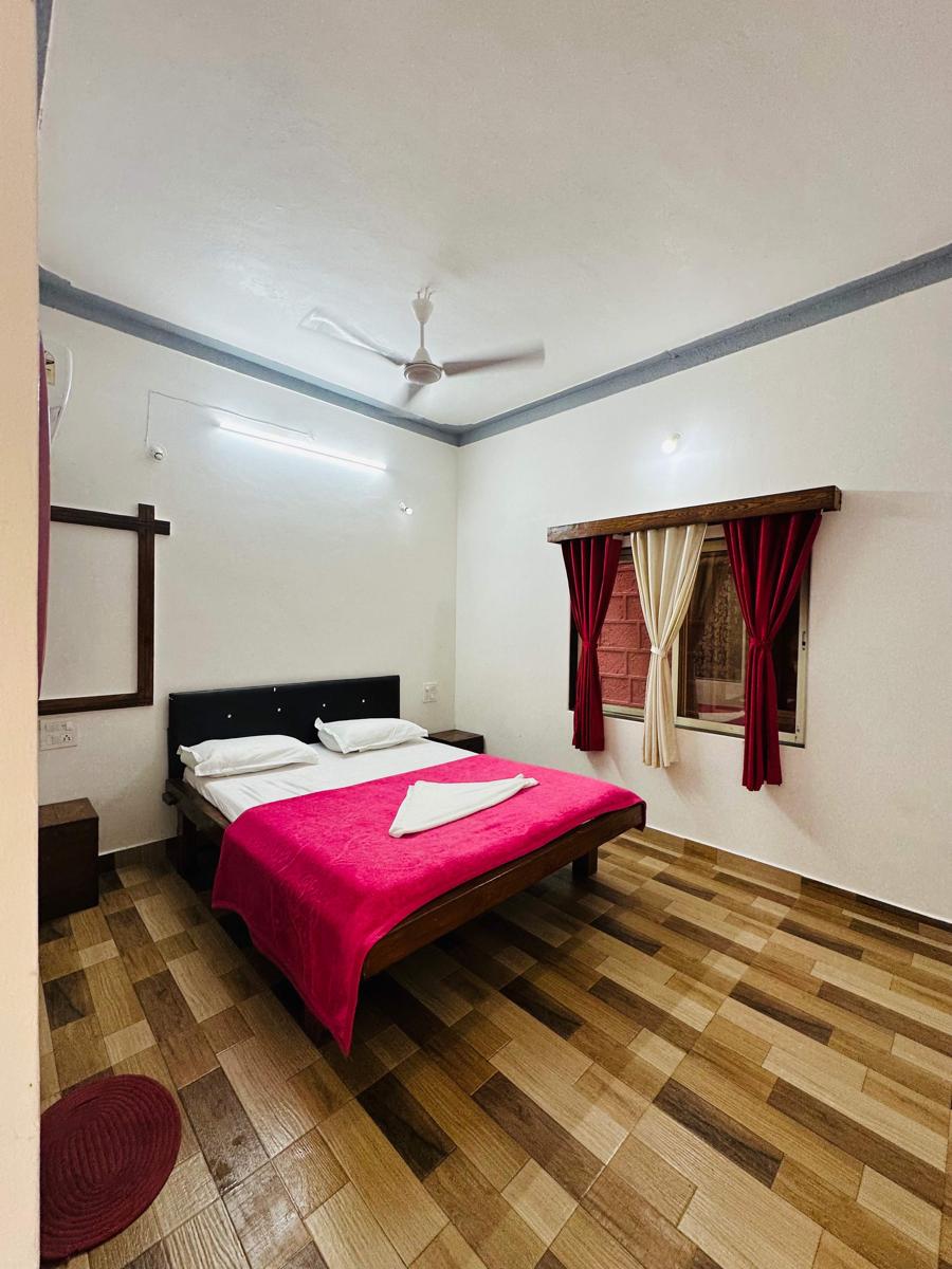 A Ghule Patil Family Beach Resort photo 2