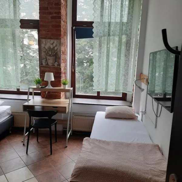 Room Hostel Piotrkowska 60 photo 5