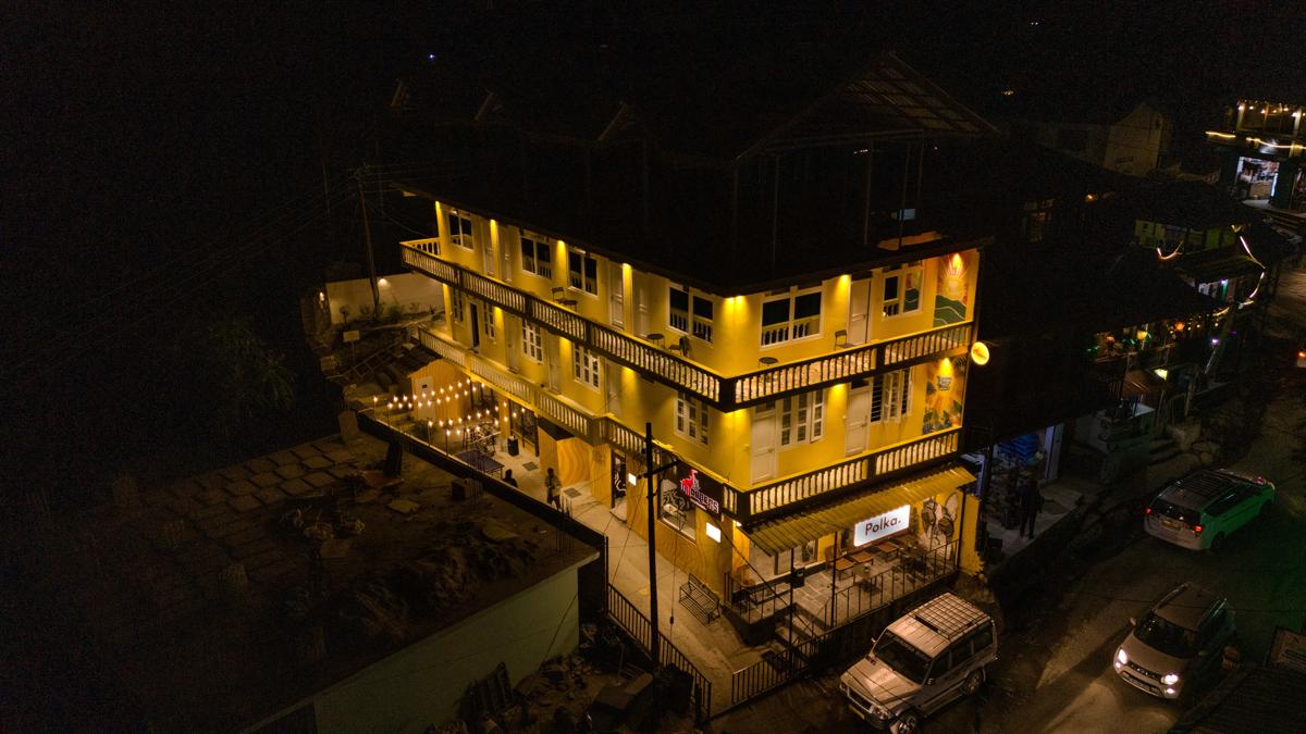 Whoopers Hostel Jibhi photo 1