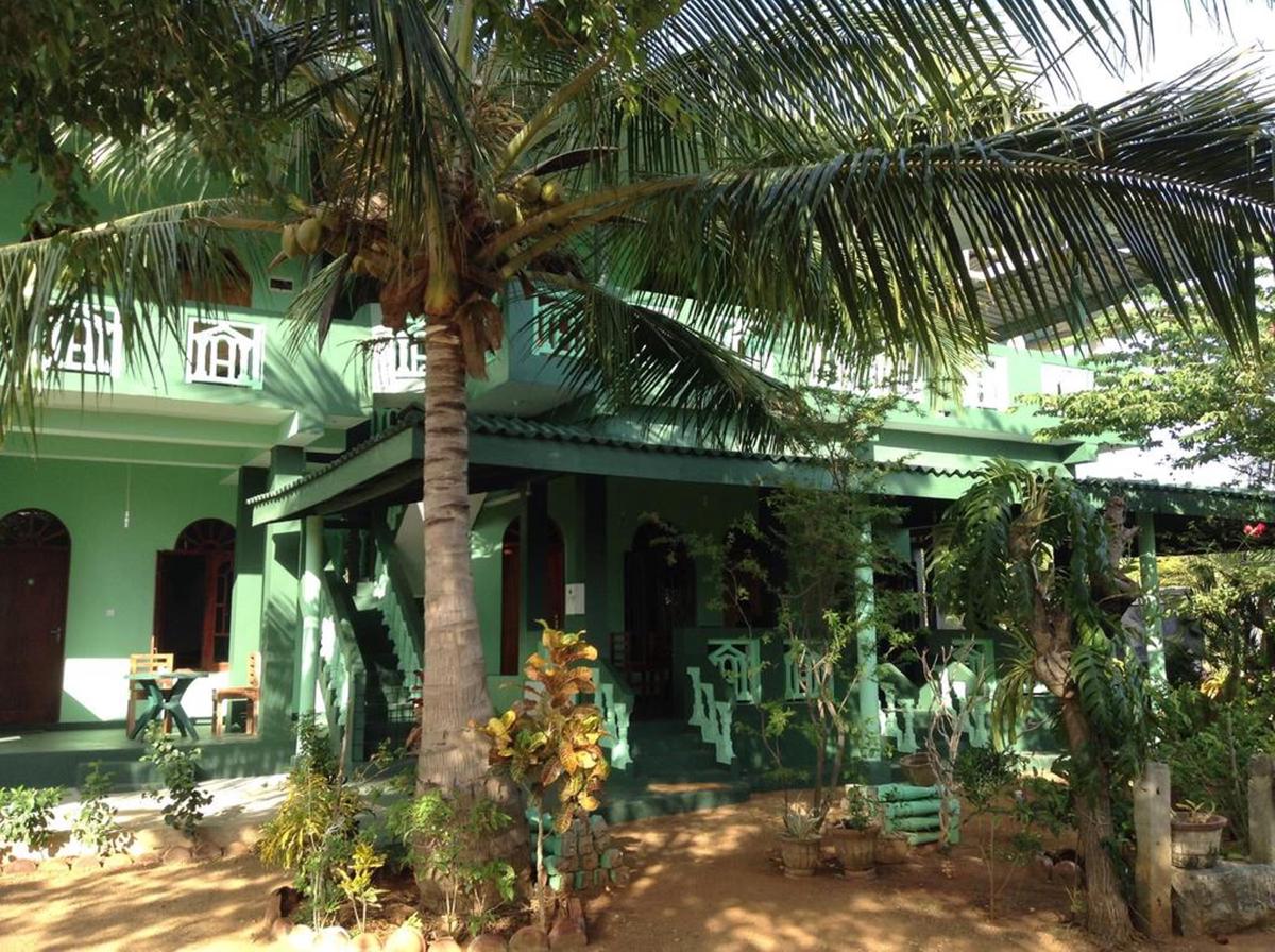 Lagoon Inn photo 4