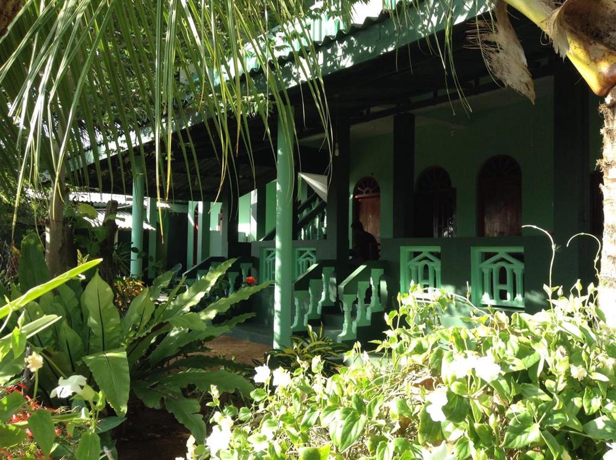 Lagoon Inn photo 6