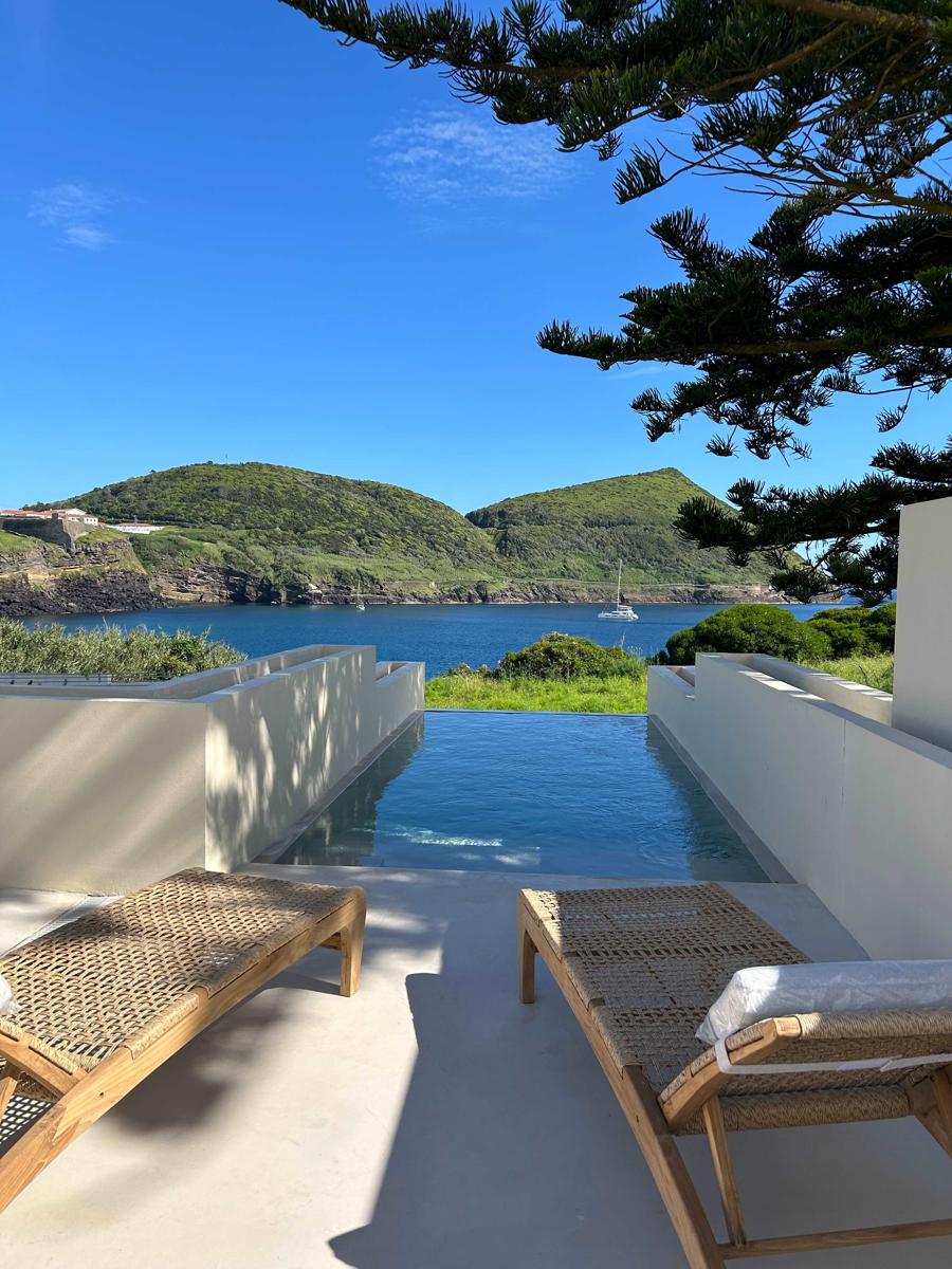 Silveira Bay Lounge Hostel photo 1