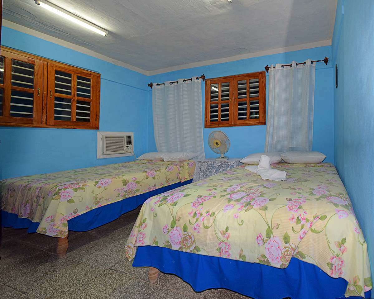 Yanara Fambyh Hostal photo 4