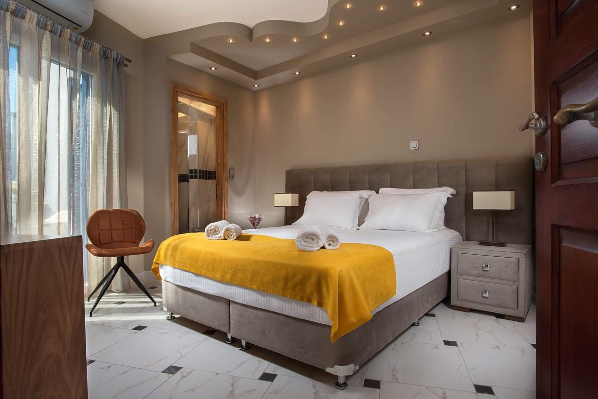 Angelica's Deluxe rooms in Adamas photo 3
