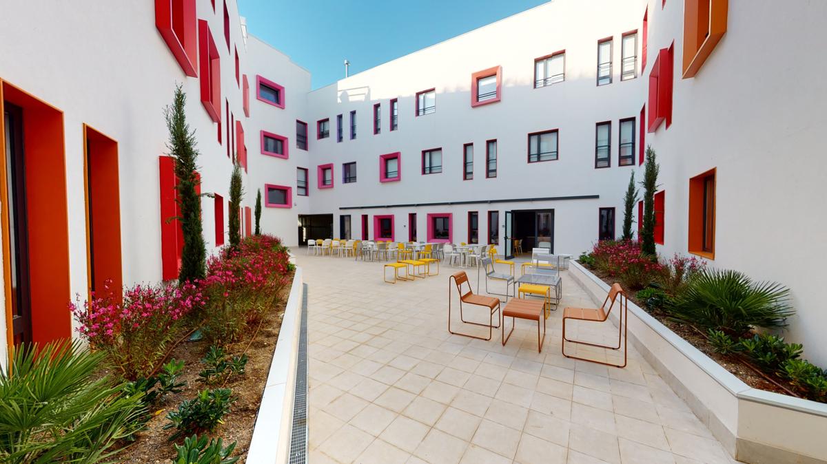 Residencia Universitaria Resa Malaga Centro photo 3