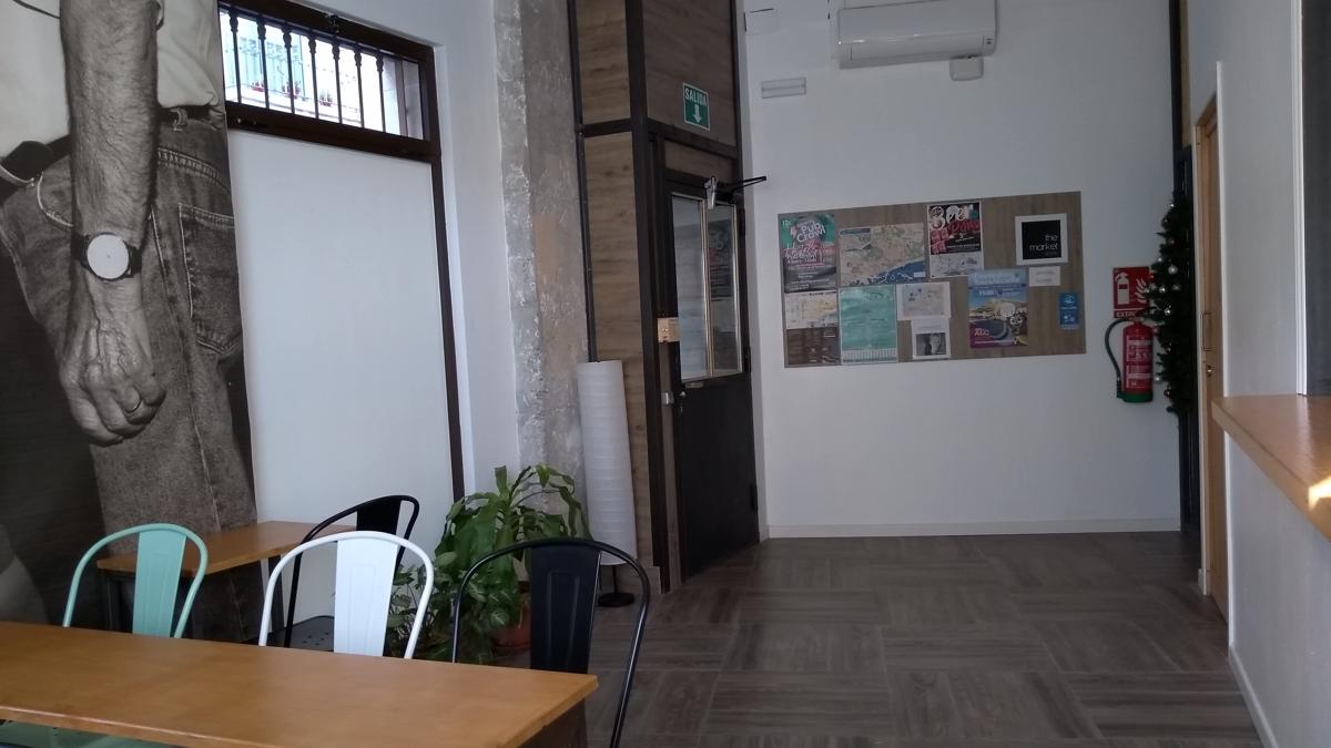 The Market Hostel Alicante photo 4