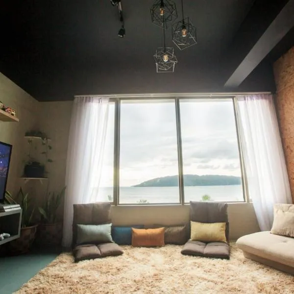 Homy Seafront Hostel photo 5