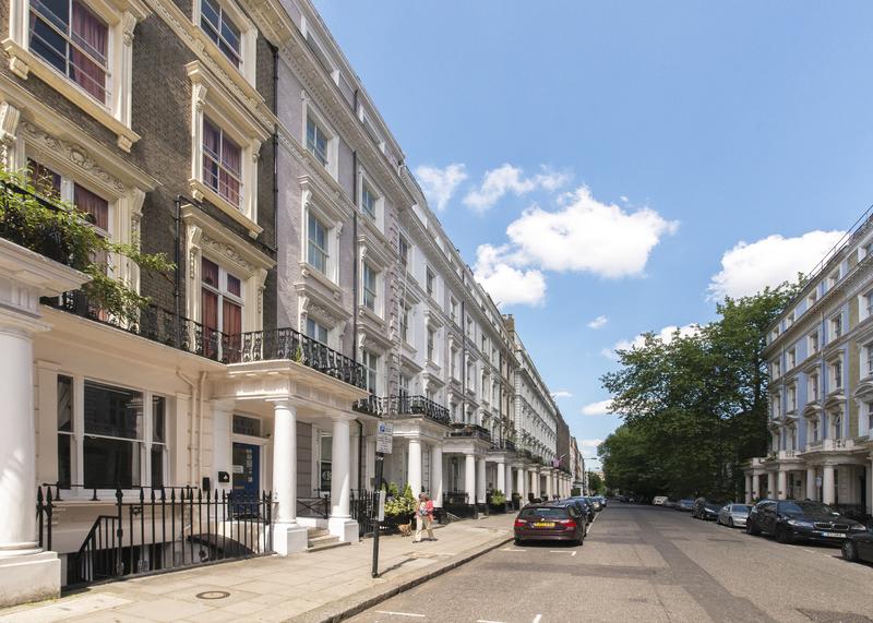 Astor Kensington photo 1