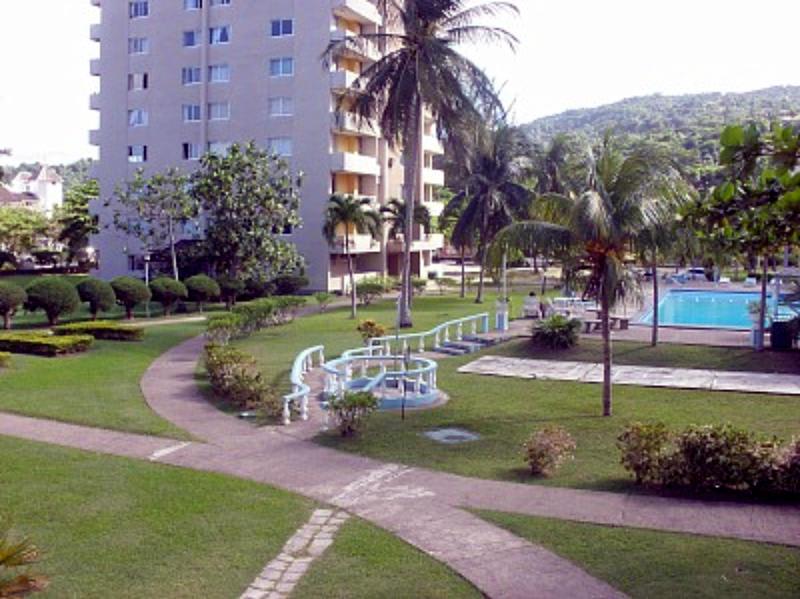 Beach Front Resort Condos - Ocho Rios photo 2