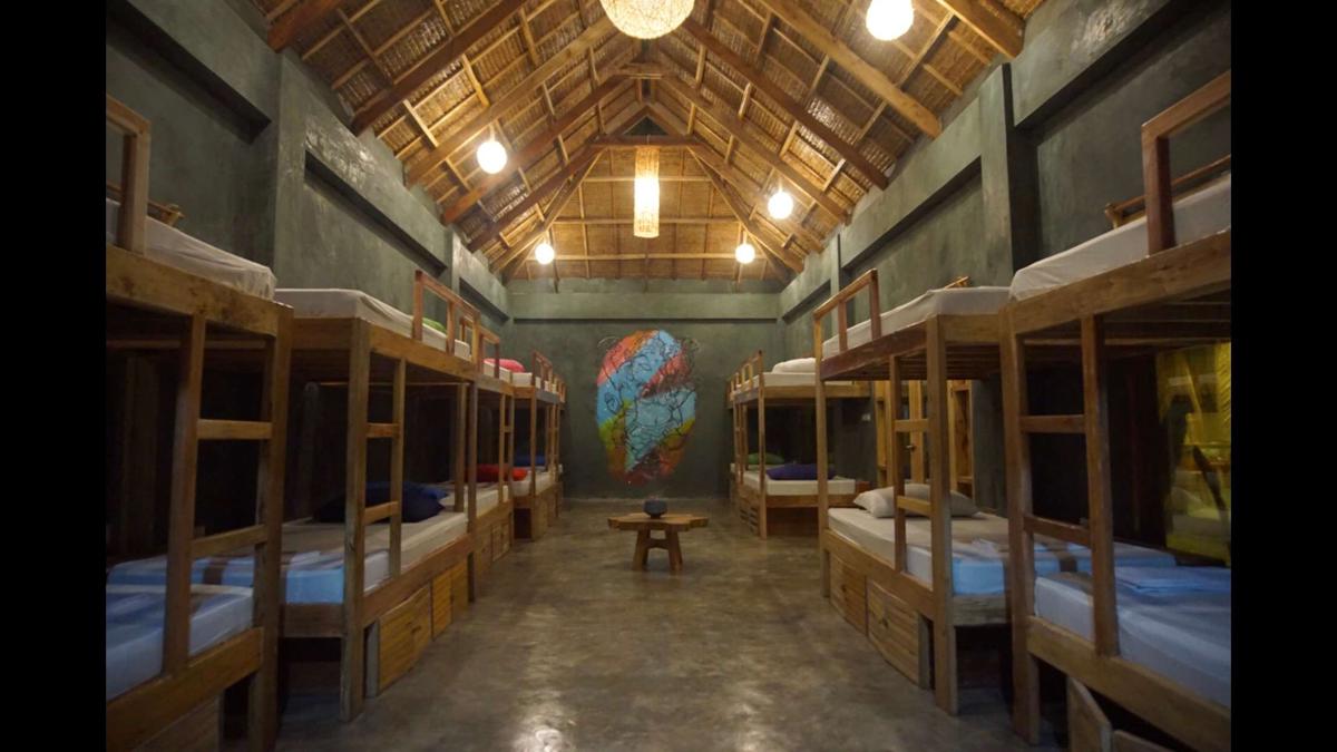 Hiraya Surf Hostel photo 3