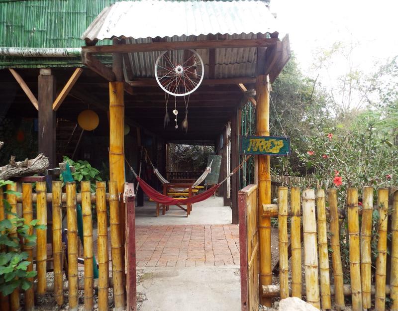 Arrels Hostel photo 1