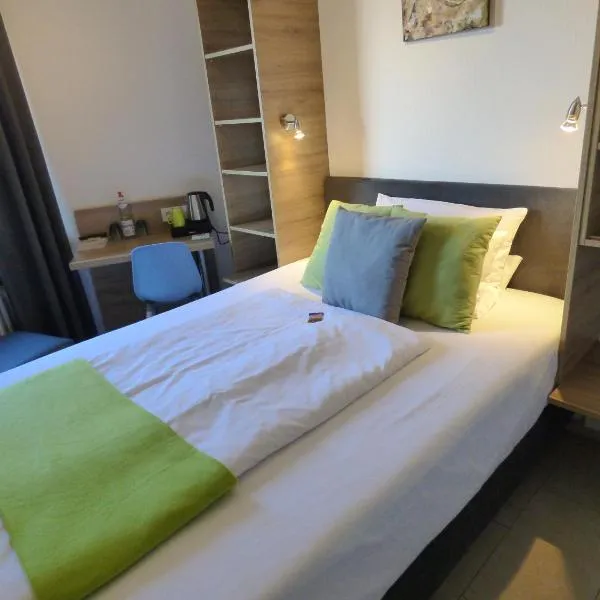 Art Inn Hotel photo 6