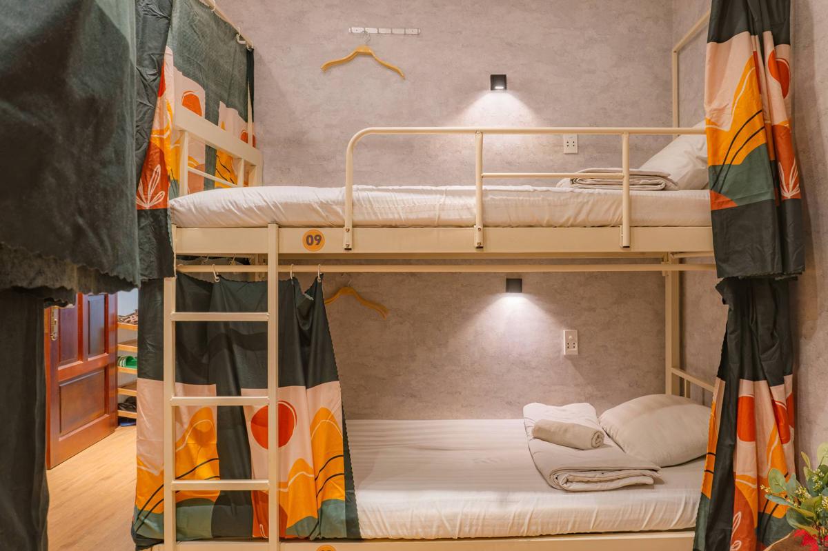 Saigon Authentic Alley Hostel - BF, Gym, LocalTour photo 3