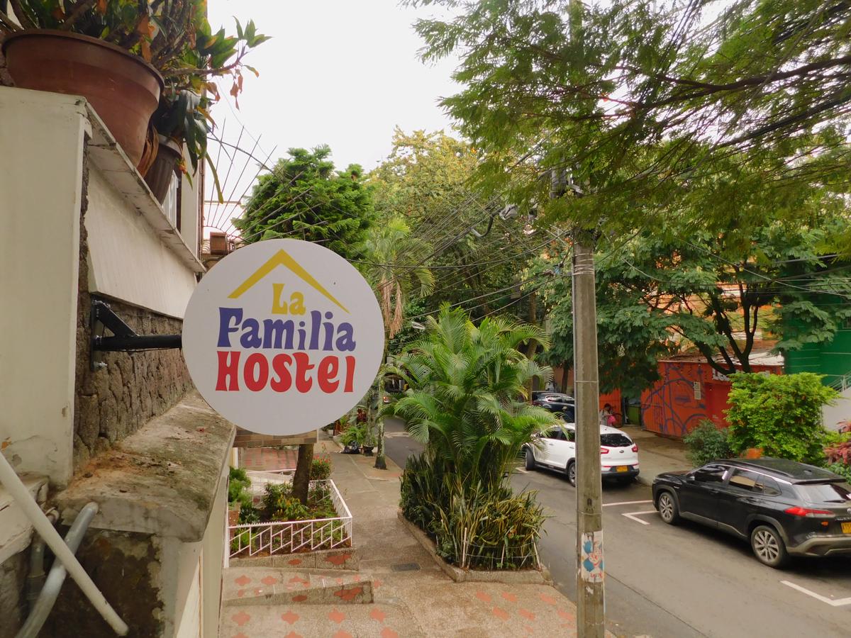 La Familia Hostel - Manila photo 3