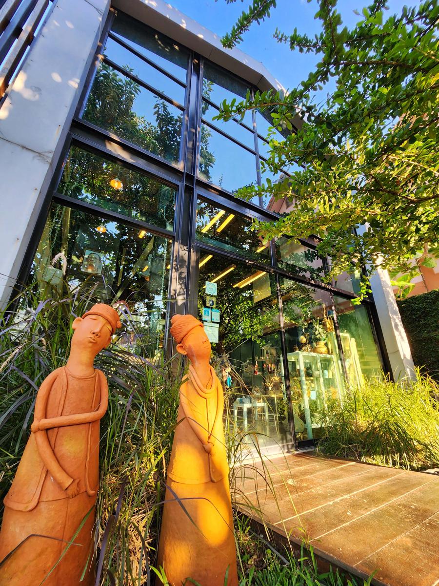 Baan Mai Kradan Hostel Chiang Rai photo 3