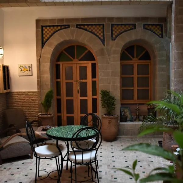 ESSAOUIRA VAN HOSTEL photo 5
