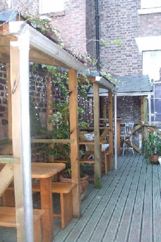 Embassie Liverpool Backpackers photo 5
