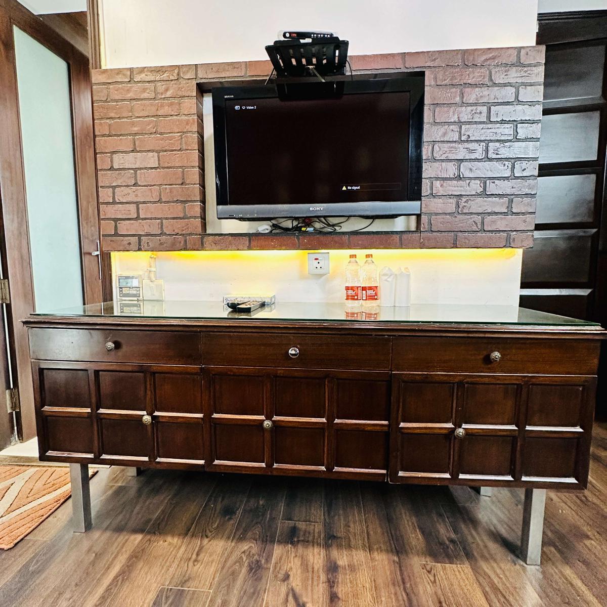 Qotel Signature Lavish Inn Rajouri Garden photo 4