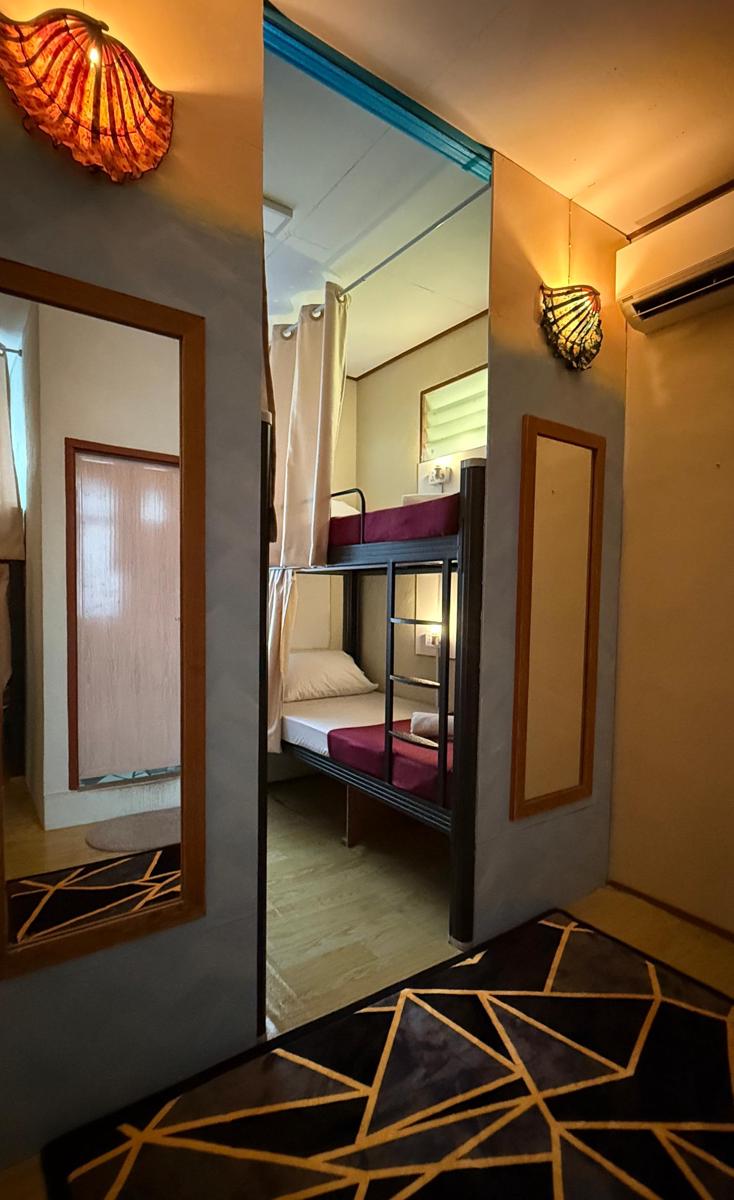 Anchor Point Hostel & Cafe photo 3