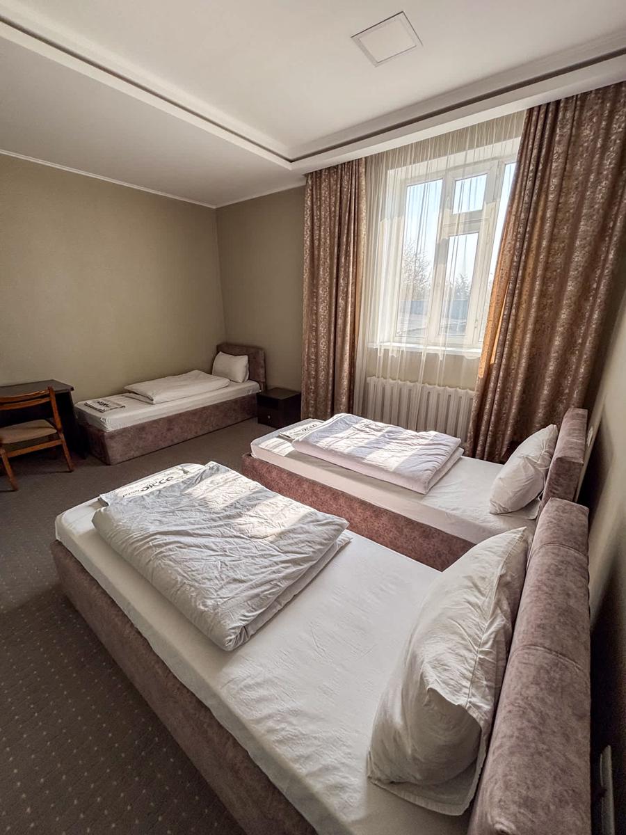Apple Hostel Bishkek photo 4