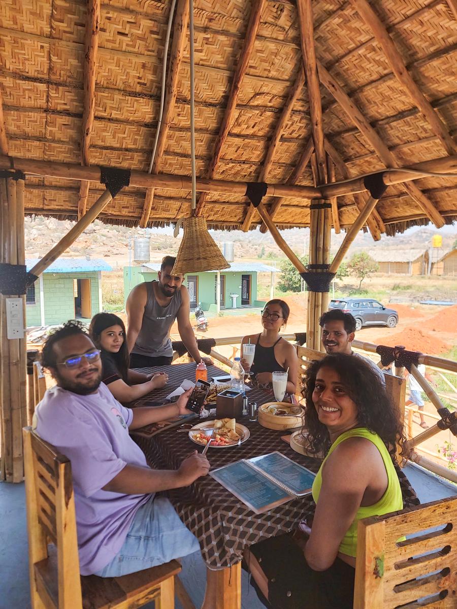Mowgli's Cafe Hampi & Guest House photo 4