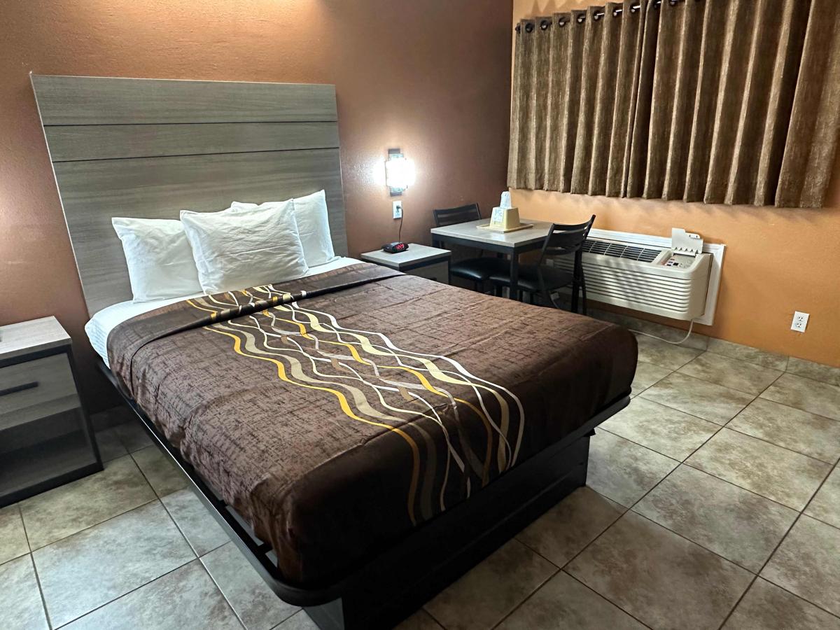 New Corral Motel photo 1