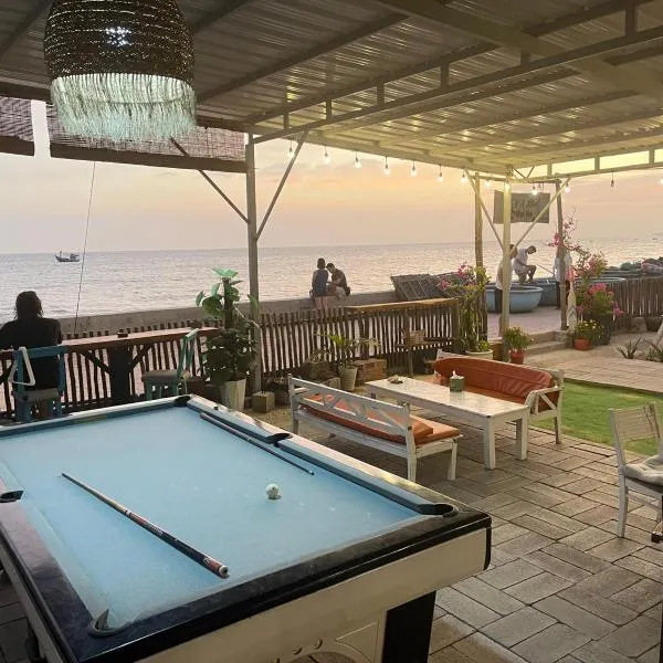 EVA HUT Mui Ne Beach Hostel photo 5