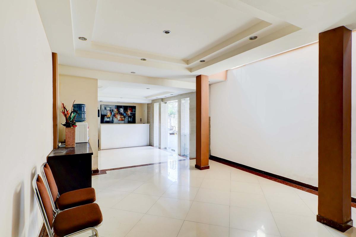 Capital O Grand Pondok Puri Ayu photo 4