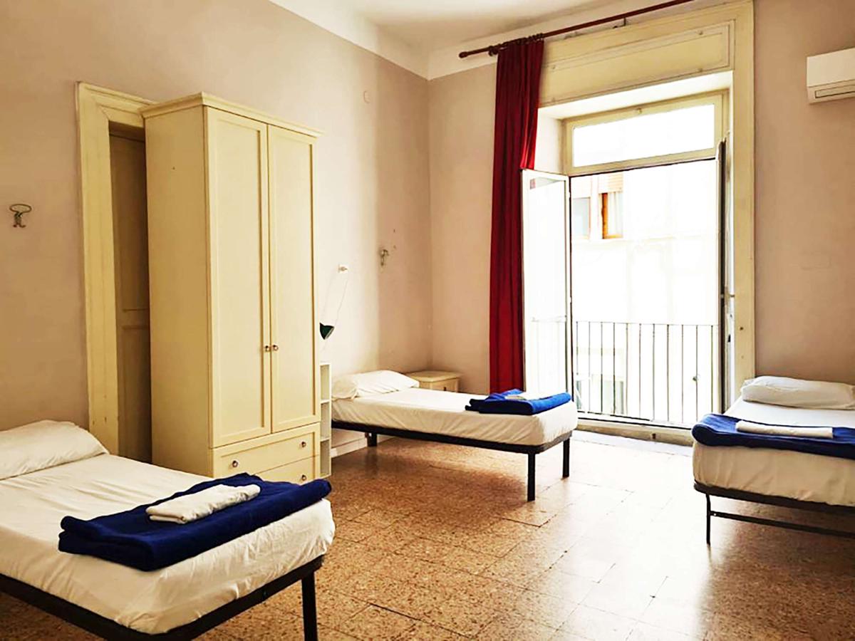 6 Small Rooms photo 2