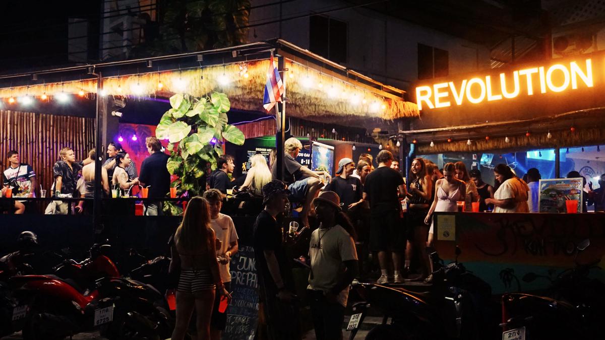 Revolution Hostel Koh Tao photo 3