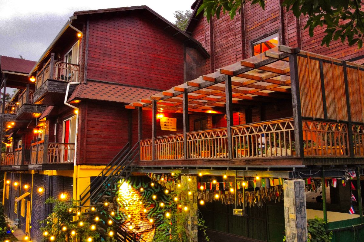 The Hosteller Kasar Devi photo 1