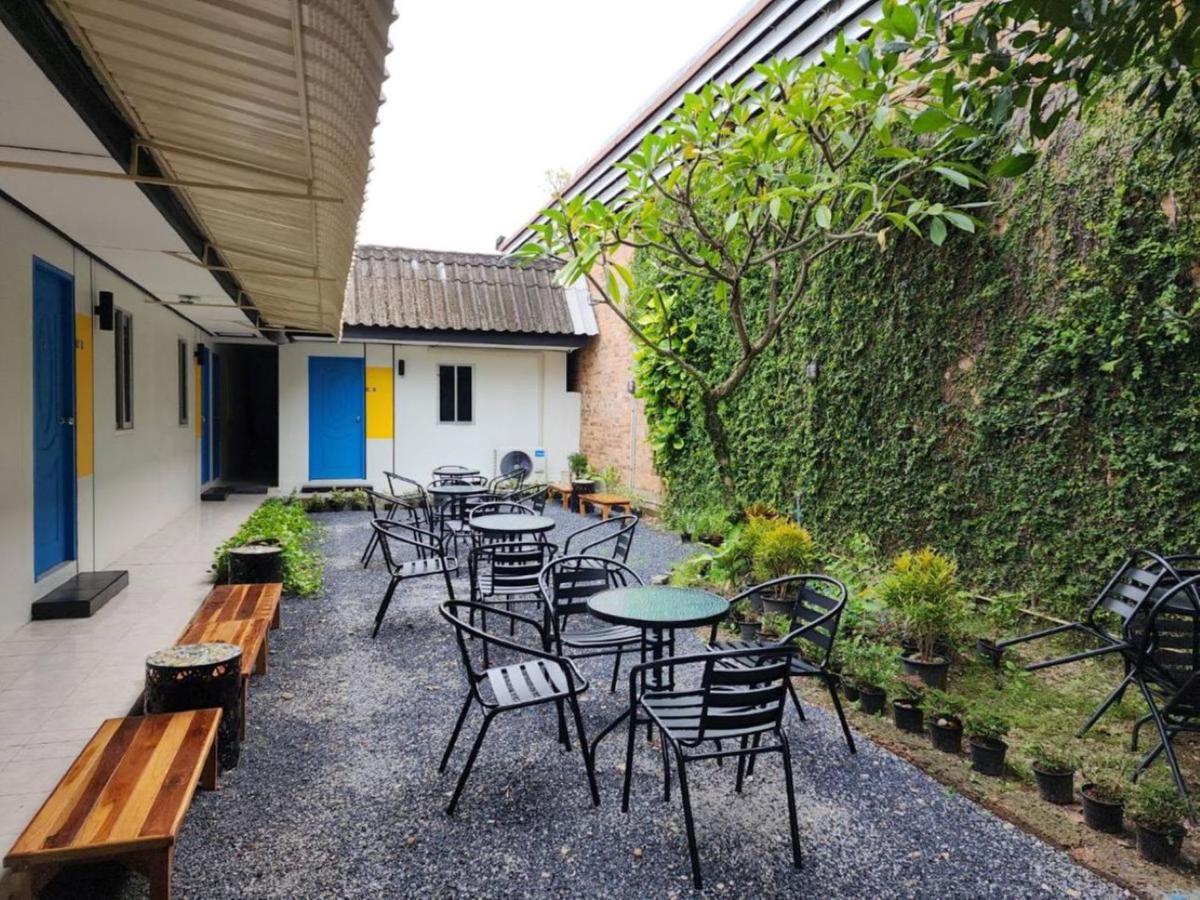 RYB Hostel Phuket photo 4