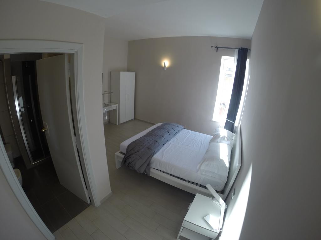 Up Hotel photo 4