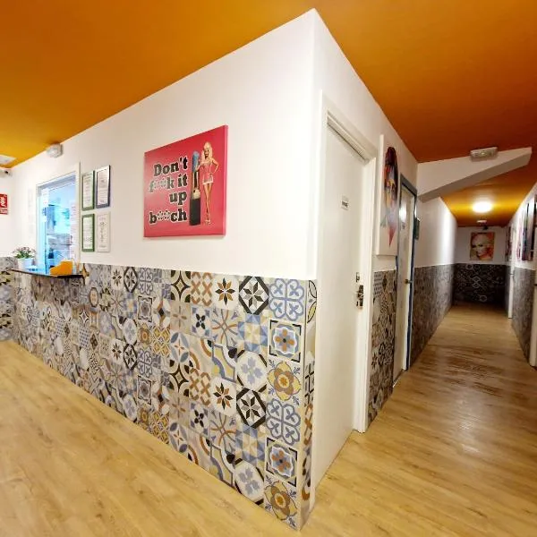 Arc House photo 5