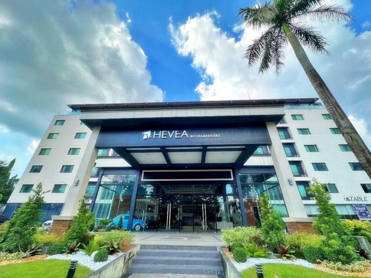 Sunday Hevea Hotel and Resort photo 2