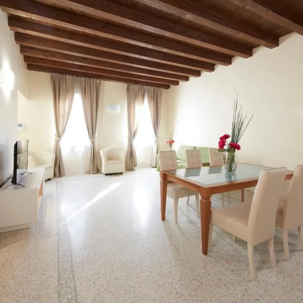Juliet House Luxury Apartments photo 5