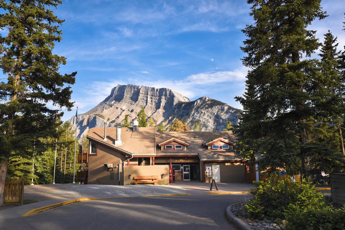 HI Banff Alpine Centre photo 1