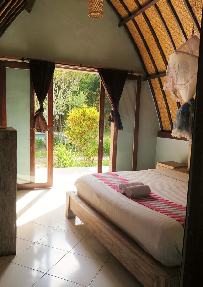 Apit Lawang Hostel & Resto photo 1