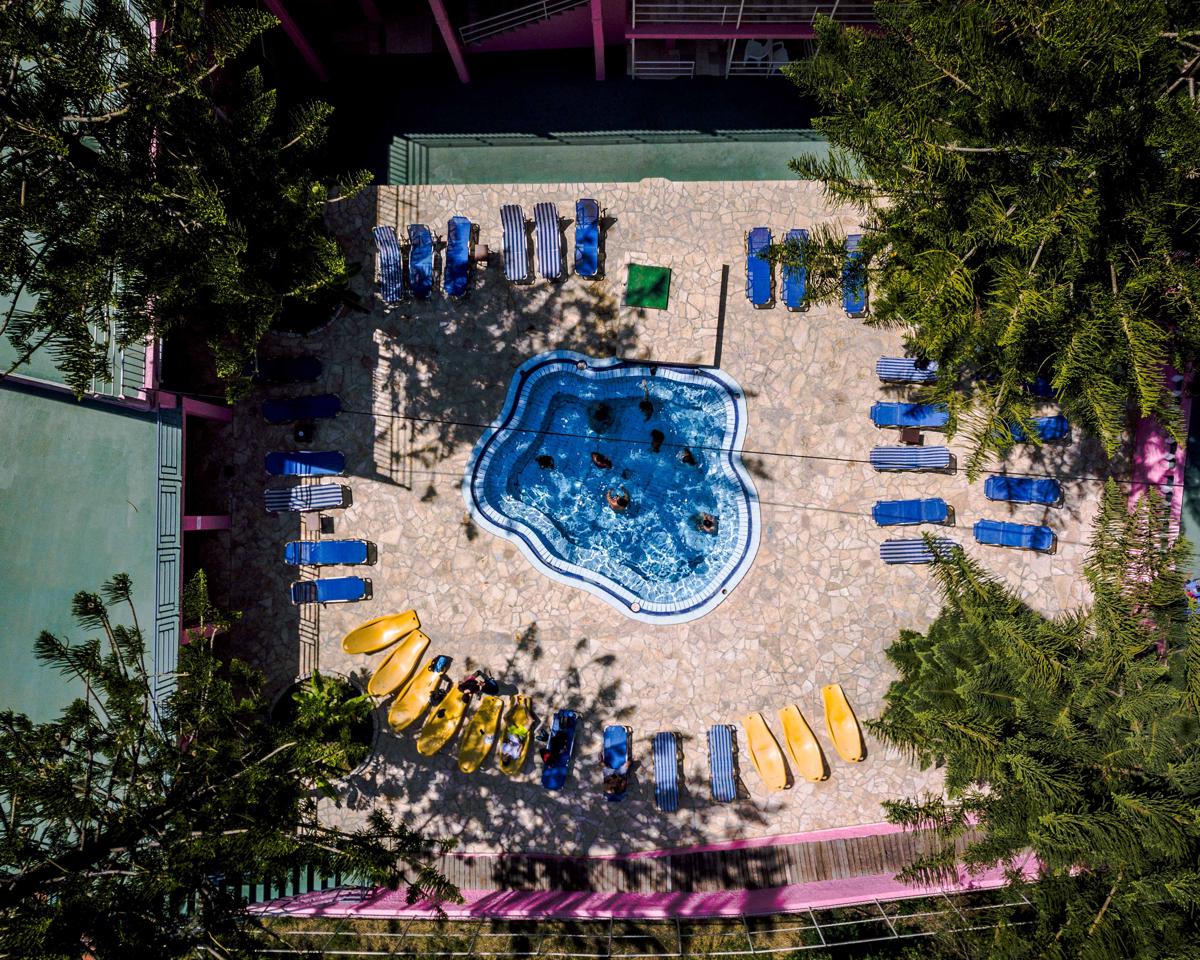The Pink Palace Hotel & Hostel photo 1