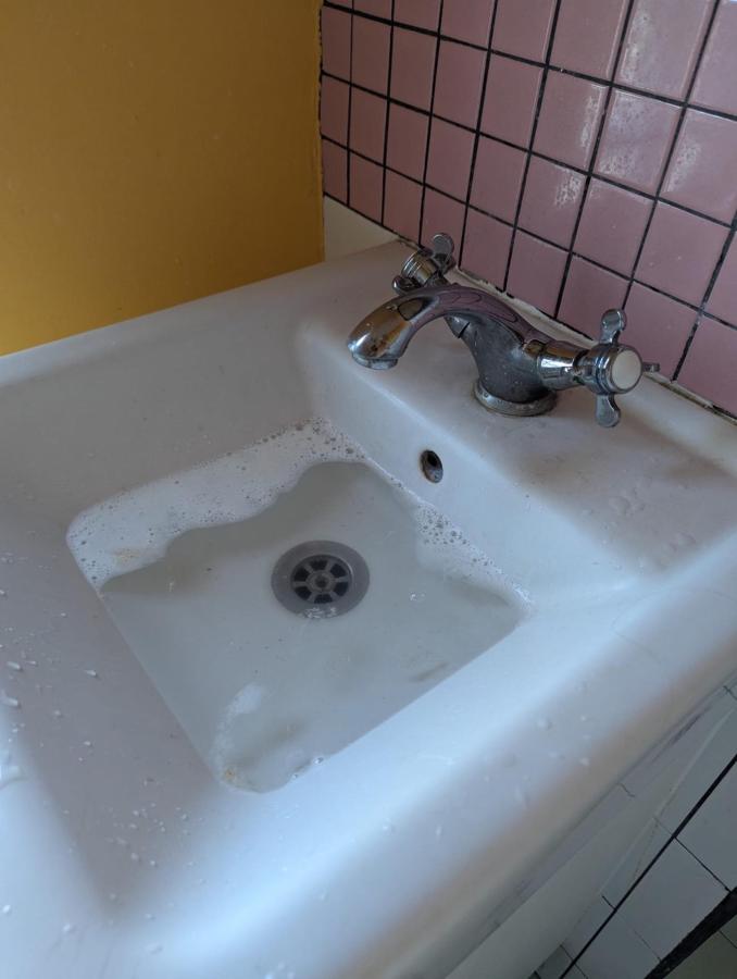 Wonderloft Hostel Kota Tua Jakarta photo 6