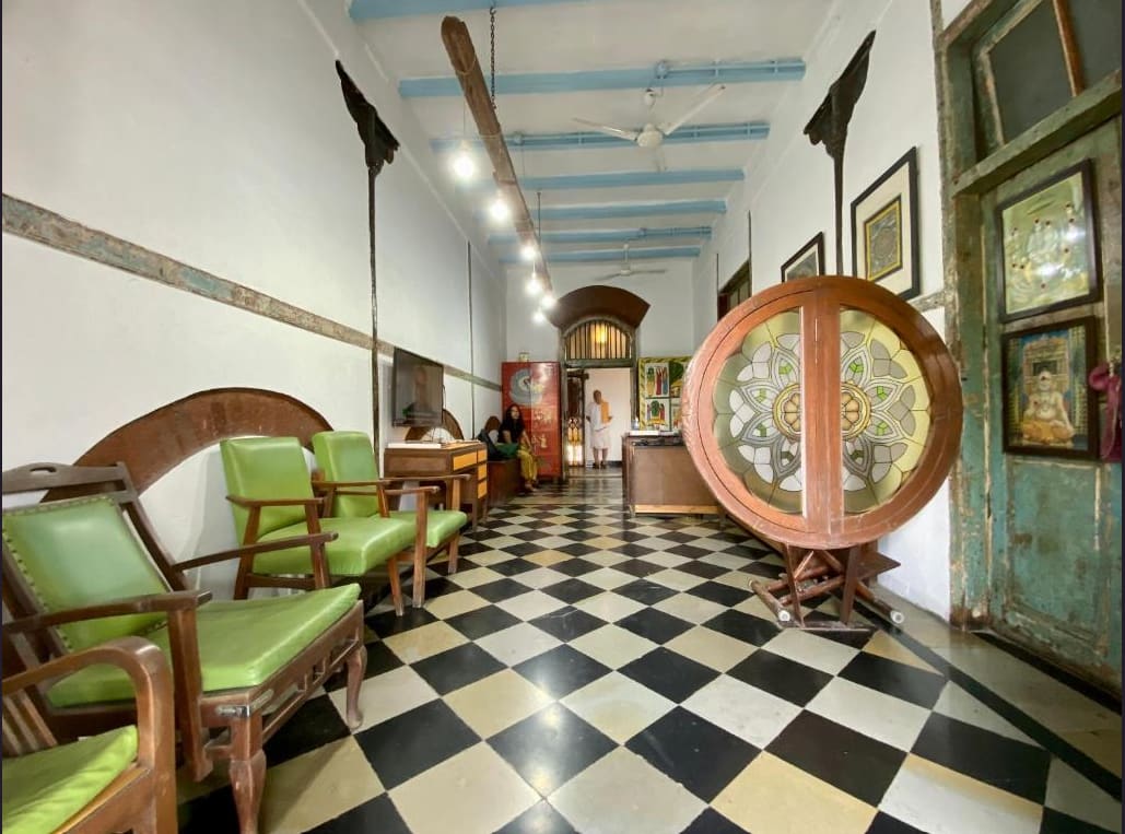 New Vasantashram boarding and lodging house photo 1