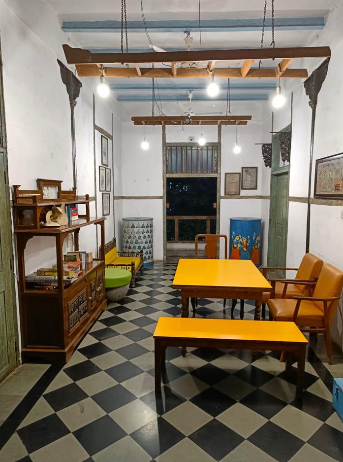 New Vasantashram boarding and lodging house photo 3