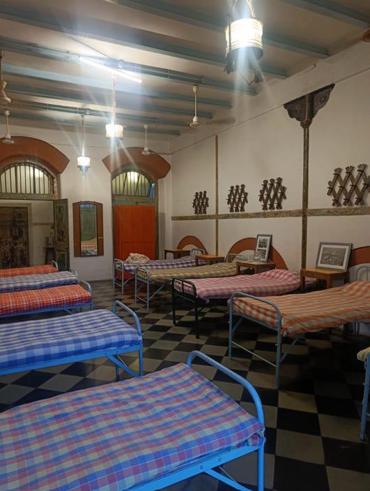 New Vasantashram boarding and lodging house photo 4