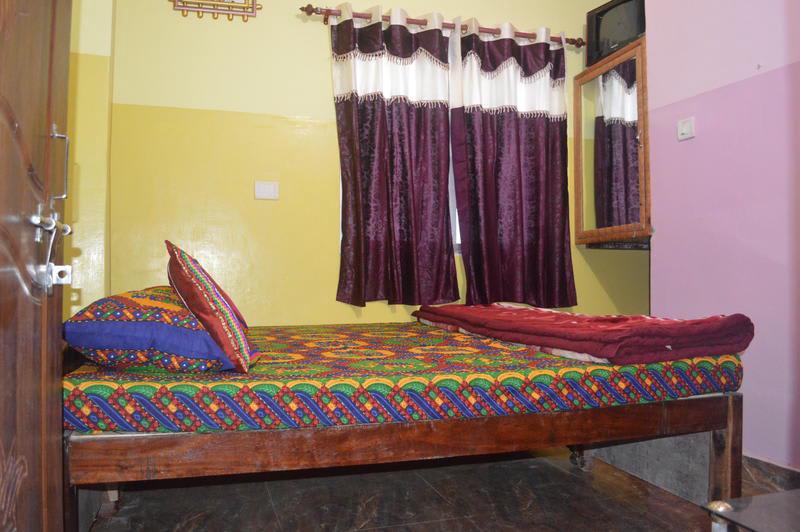 Azure Family Paying Guest House photo 4