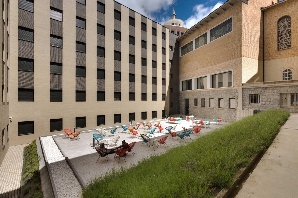 Livensa Living Pamplona photo 3