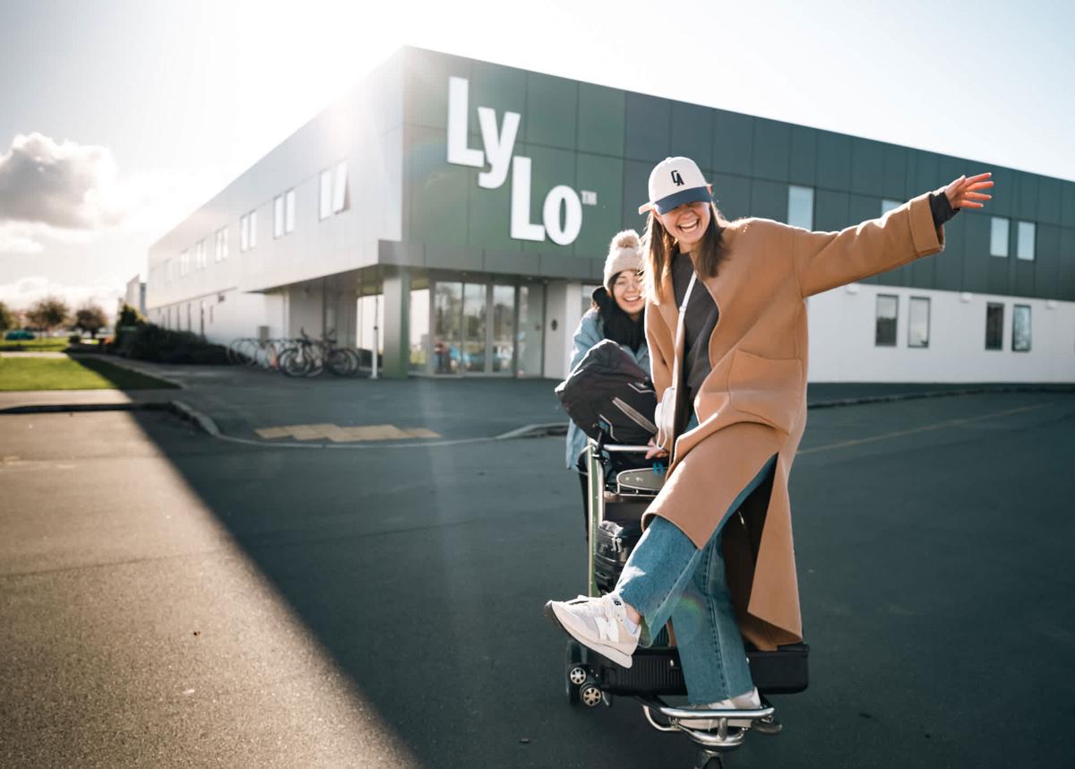 LyLo Christchurch Airport photo 2