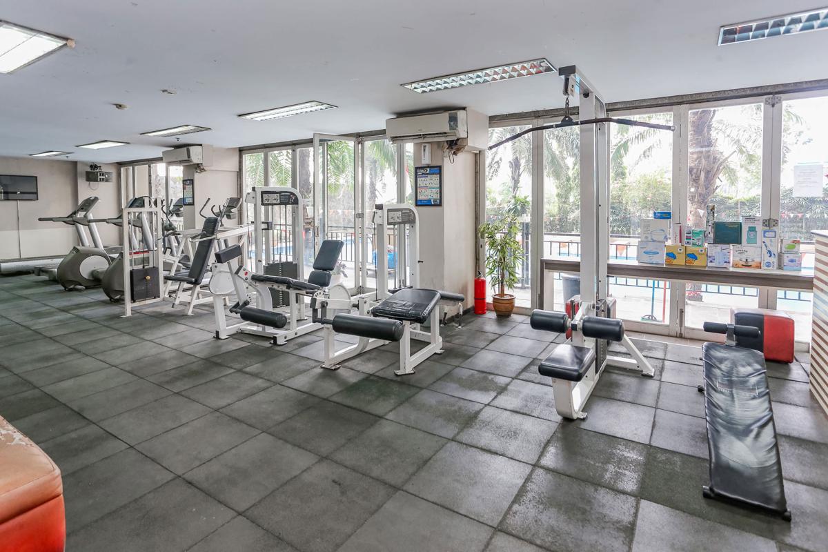 Capital O Apartment Mutiara Bekasi Near Revo Mall photo 4