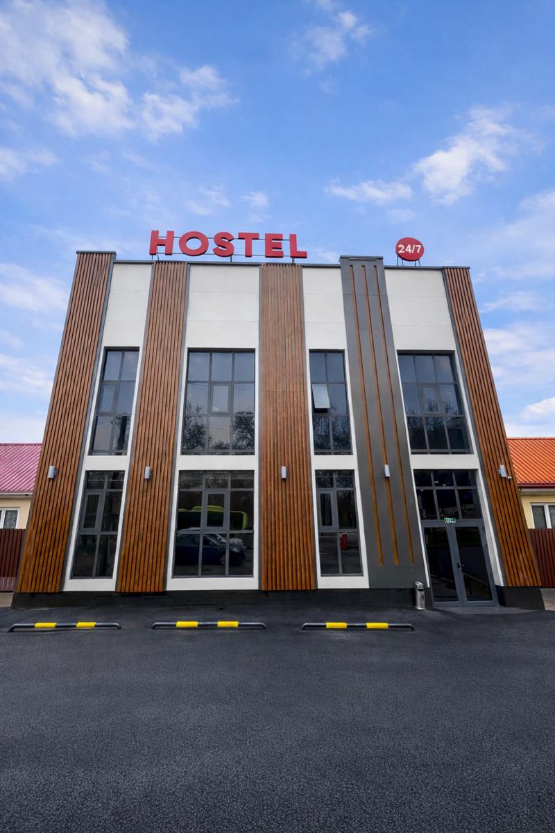 Mevazor Hostel by Byond photo 1