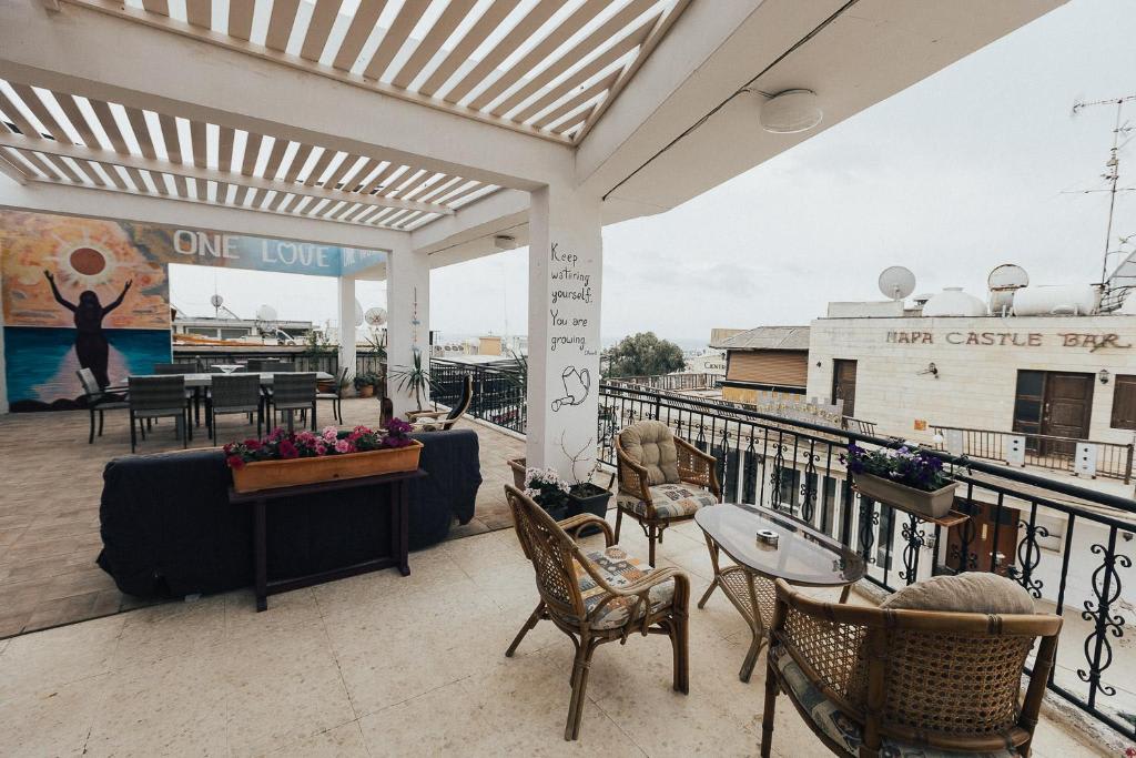 One Love One World Ayia Napa Square Hostel photo 2