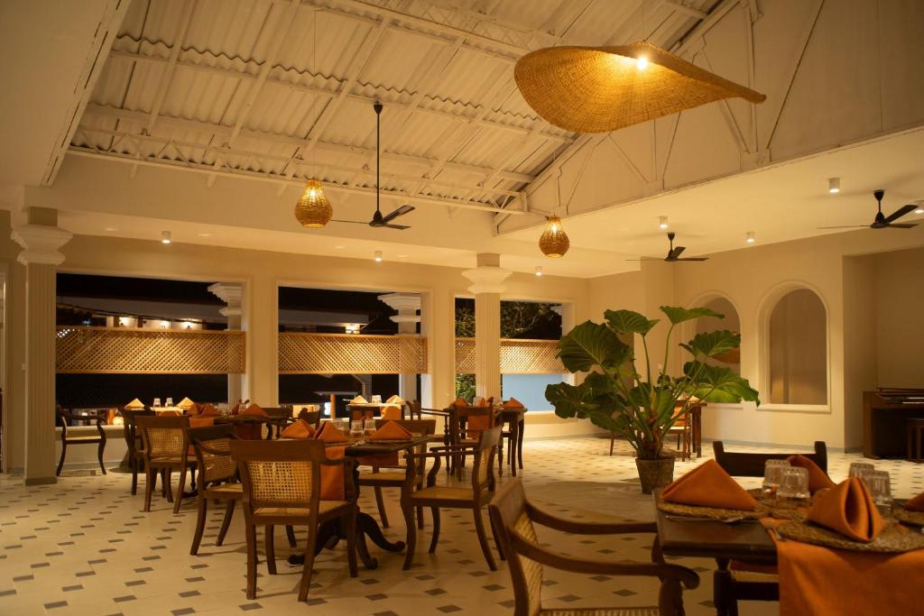 Neevana Hotel Hikkaduwa photo 3